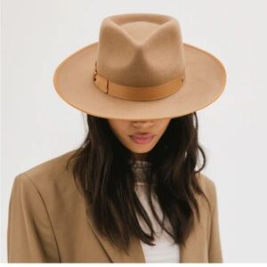 Gigi Pip Monroe Rancher